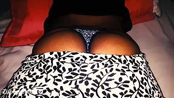 Morenita Susy Shows Off Super Sexy Latina Booty.