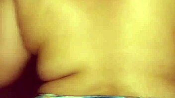 gostosa dançando até ficar nua e gozar! parte 2