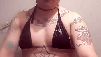 Hey, check this sexy sissy out!