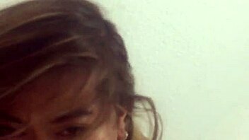 Rica Puta From Tinder Gives Sloppy Blowjob 😋