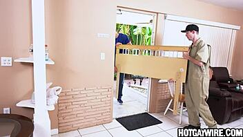 Hunk Enjoys Intense Sex After Hard Work