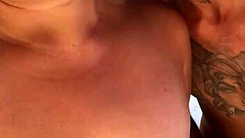 Tipper Encantado Con Mi Mujer Me Complace Sin Saber