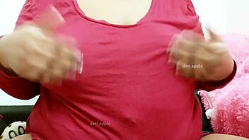 My sexy girlfriend shows her tits and boobs 😍