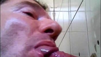 Intriguing gay blowjob scene with super intense sucking and deepthroating action.