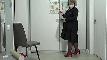 Students Fantasize About Curvy Milf Teacher's Big Ass During Class