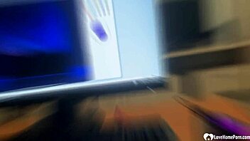 I ditched work to fuck her tight pussy.