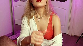 Lepotica, kako se ti zdi trganje muca v seksi perilicah?