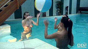 Three Bombshells Share Cock In Pool