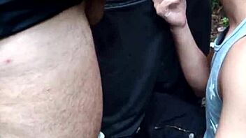 Machos Fazendo Orgia Dentro Da Floresta