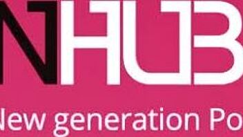 i'm horny mercy deepthroating dva's cock in this game