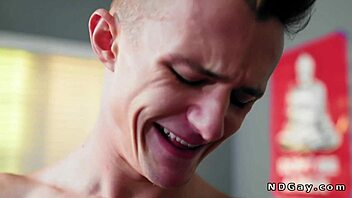 I anal fucked my injured roommate in dorm