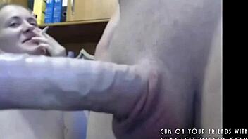 Submissive Deepthroat Brings Intense Pleasure