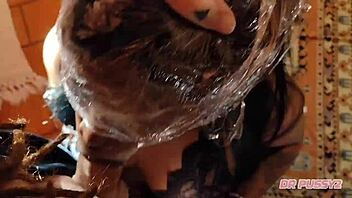 African nympho deepthroats big black cocks hard.