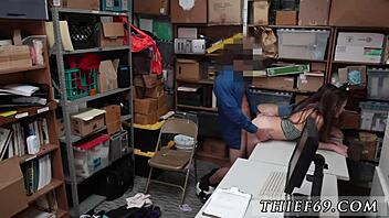 Teen 18+ SHAVES in SHOWER, first time WITNESSED by suspects