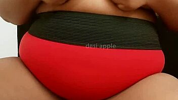 Delhi chubby girl enjoys her day in the city