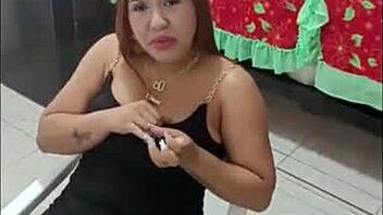 Colombian brunette debating showing ass on TikTok