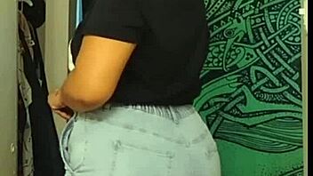 You are a sucker for my ass in jeans, delayed audio