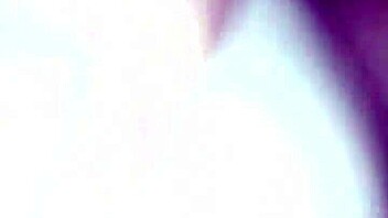 Vymrdan� mamina feels intense pleasure from monster cock