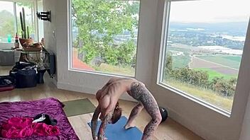 felicity feline naked morning yoga stretches