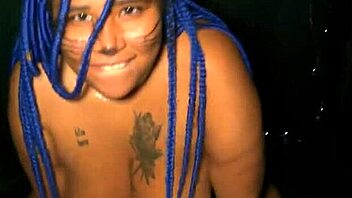 Tomando Leitinho e BRINCANDO COM O CUZINHO com Huge Toys!