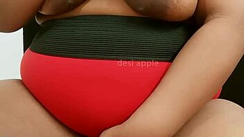 Delhi chubby girl enjoys her day in the city