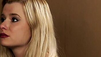 Spicy Bombshell Gulps Cum Shot on Face. Wow, What a Messy Finish! 😍