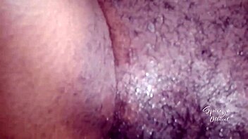 calm and delicious sex listening to music