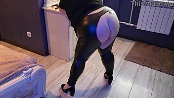 Sexy Milf Chubby In Ripped Leather Leggings Twerks And Teases