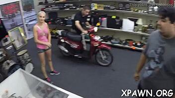 Can This Amateur Handle Rough Sex For Cash? Sucking Cock And Missionary Fucking.