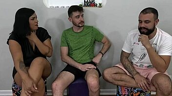 Fode cast - fizemos uma dp na nicoly mattos e gozamos dentro da sua bucetinha até espumar
