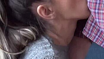 Watch Candie Cross on her knees for a facial blowjob?