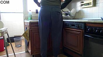 she was so horny she loves getting fucked doggystyle in the kitchen with her big ass bouncing