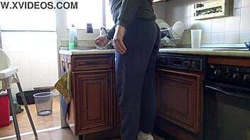 she was so horny she loves getting fucked doggystyle in the kitchen with her big ass bouncing