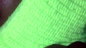 watch me suck my boyfriend's wet cock 😏