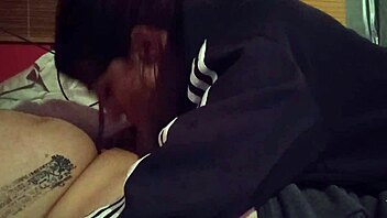 Found This Slut On Craigslist Sucking Monster Cock 😜