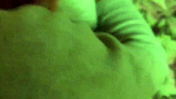 stepsister fucked in bed 😈