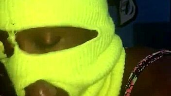 watch me suck my boyfriend's wet cock 😏