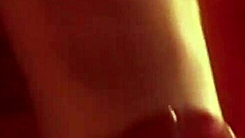 aya holmes in latex boots masturbates to orgasm in red car