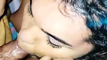 Blonde Shemale Sucking Big Cock in Brazilian Amateur Scene