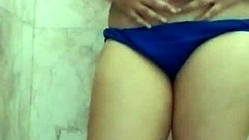 Big Boobs Girlfriend Masturbates in Bathroom