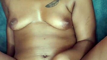 i watched naejae ride her dildo after a throt kiss, so hot!