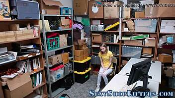 Amateur teen gets punished by maledom in high definition video