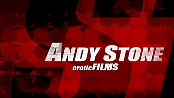 grote natuurlijke tieten Belgisch model ingehuurd voor foto's