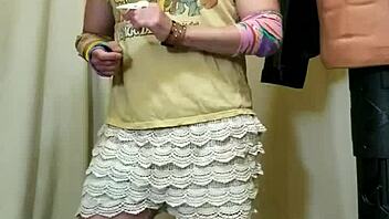 Sexy Dancefloor Workout Turns Horny