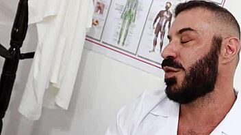 Massagista Slams Big Cock in Tight Gay Ass Group Action