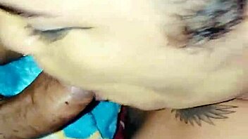 Blonde Shemale Sucking Big Cock in Brazilian Amateur Scene