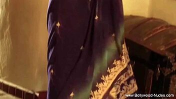 hey, check out this sexy asian babe’s seductive moves in an erotic dance