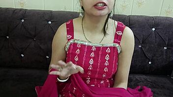 Indian housewife gets naughty on Valentine's Day with devar