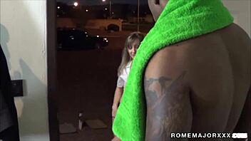 College Beauty Jayla Diamond Facialized By Rome Major