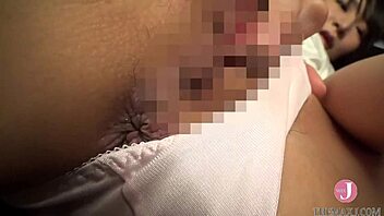 i’m obsessed with watching bikini babes climax in secret!